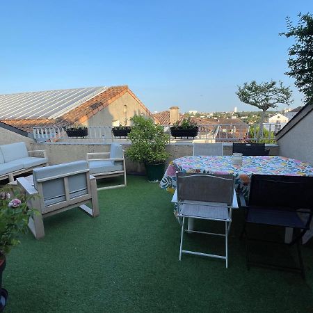 Grand Appartement Hypercentre Avec Terrasse Et Parking ポアティエ エクステリア 写真