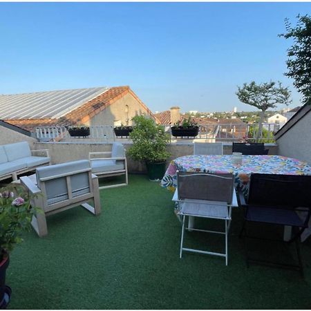 Grand Appartement Hypercentre Avec Terrasse Et Parking ポアティエ エクステリア 写真