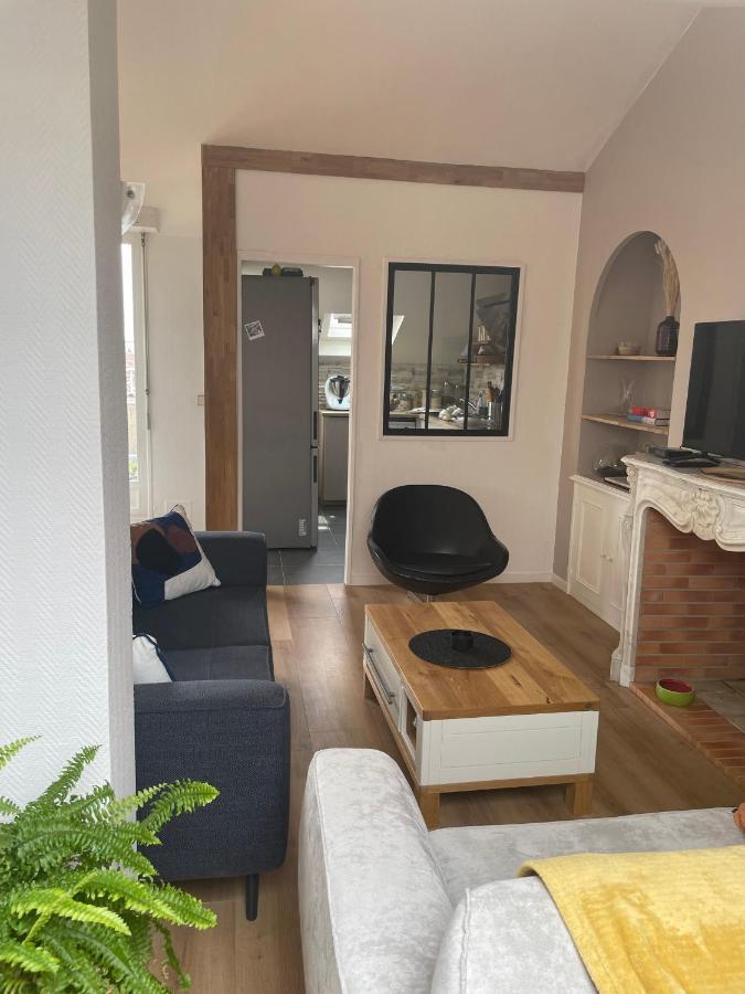 Grand Appartement Hypercentre Avec Terrasse Et Parking ポアティエ エクステリア 写真