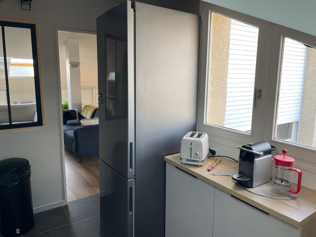 Grand Appartement Hypercentre Avec Terrasse Et Parking ポアティエ エクステリア 写真